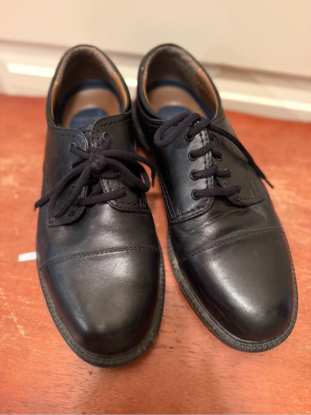Dockers sleek black
